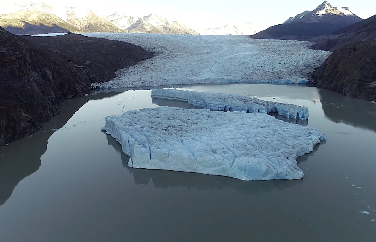 Campo de gelo na Patagônia chilena é rompido por mudanças climáticas, dizem cientistas